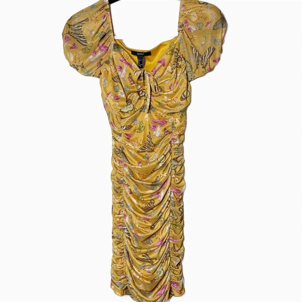 Forever 21 Yellow Butterfly Print Ruched Mini Dress size medium boho fairy - Picture 4 of 7